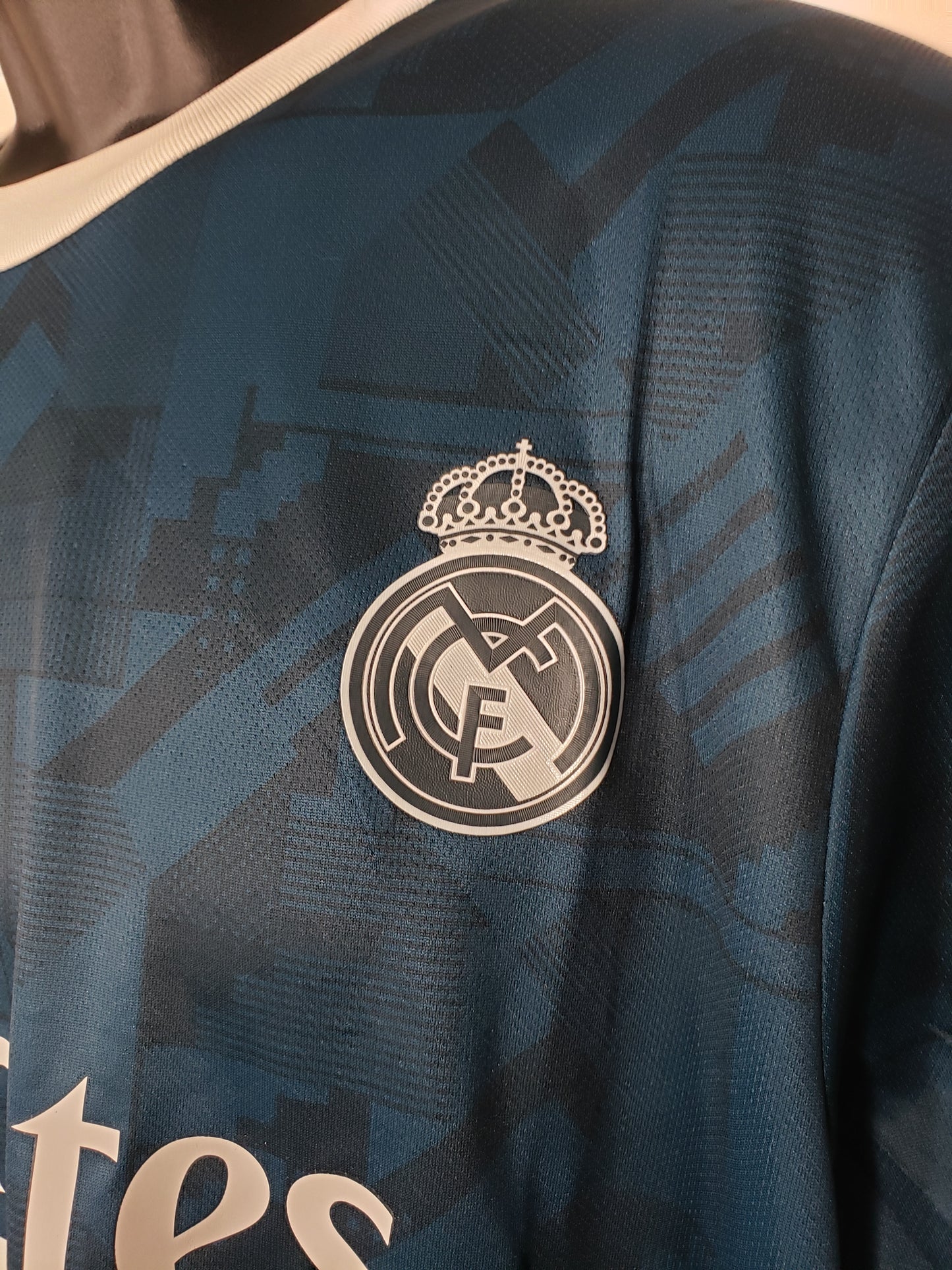 Real Madrid Away Replica Jersey
